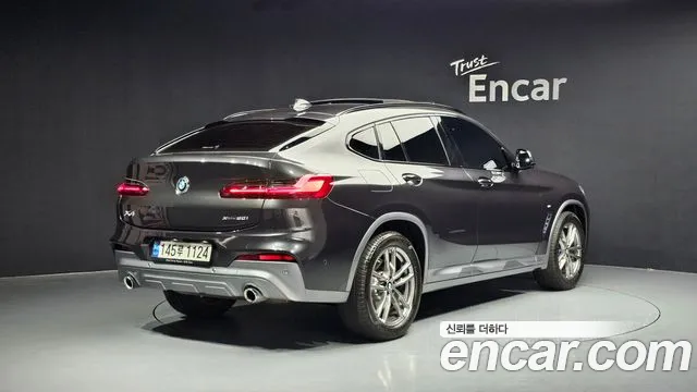 BMW X4 2021 thumb 12