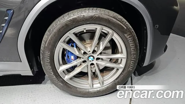 BMW X4 2021 thumb 8