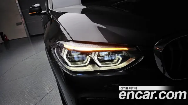BMW X4 2021 thumb 10