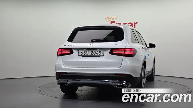 Mercedes-Benz GLC 2017 thumb 5