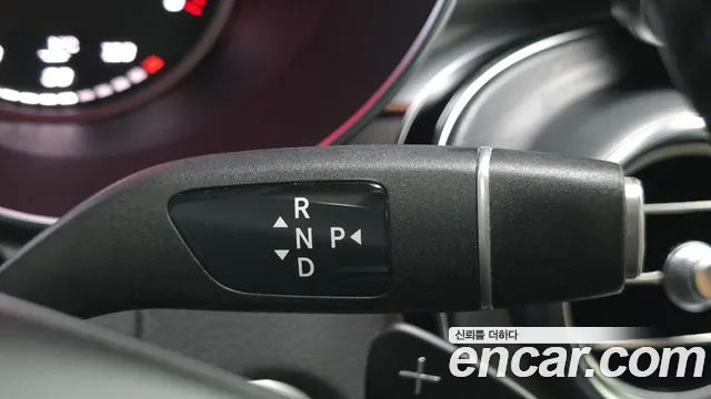Mercedes-Benz GLC 2017 thumb 6
