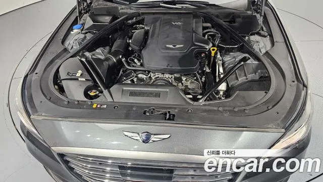 Genesis G80 2017 thumb 10