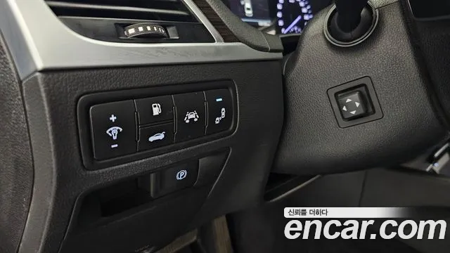 Genesis G80 2017 thumb 2
