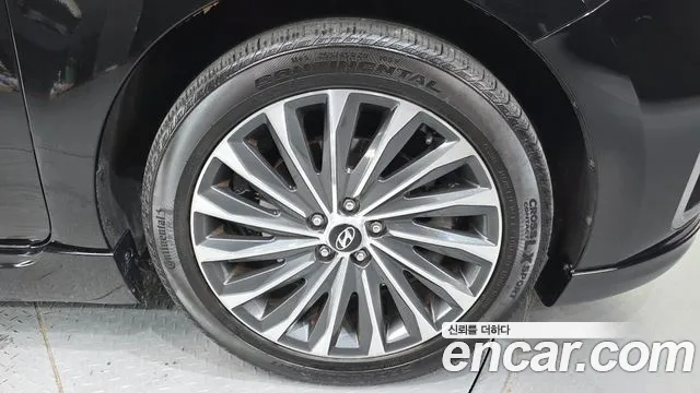Kia Carnival 2018 thumb 6