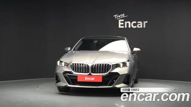 BMW 5 серии 2025 thumb 11