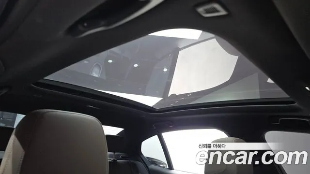 BMW 5 серии 2025 thumb 3