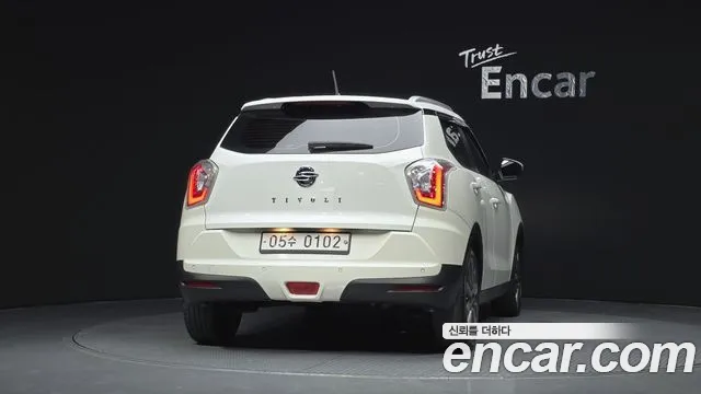 KGM Tivoli 2016 thumb 6