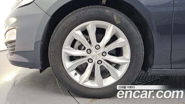 Chevrolet Malibu 2020 thumb 4