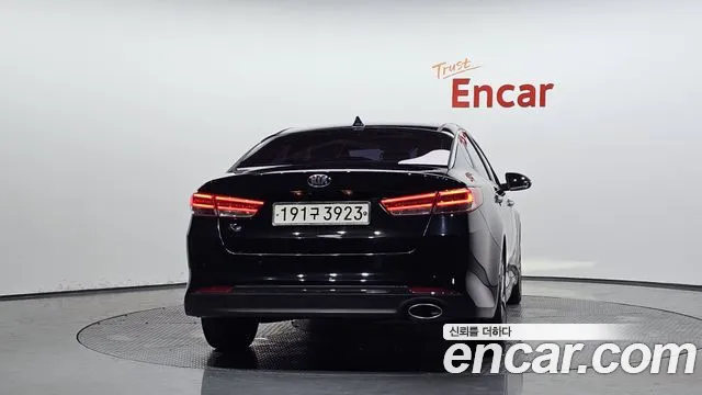Kia K5 2017 thumb 9