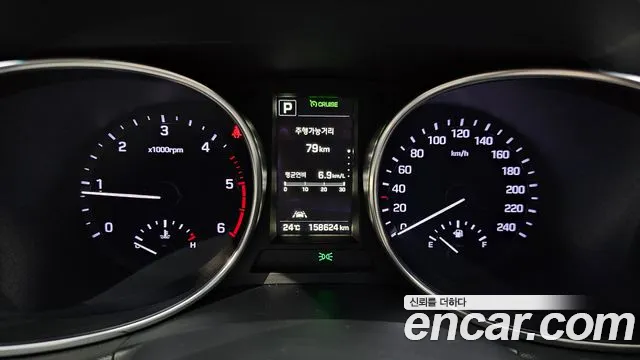 Hyundai Santafe 2016 thumb 8