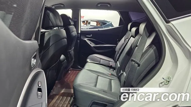 Hyundai Santafe 2016 thumb 9