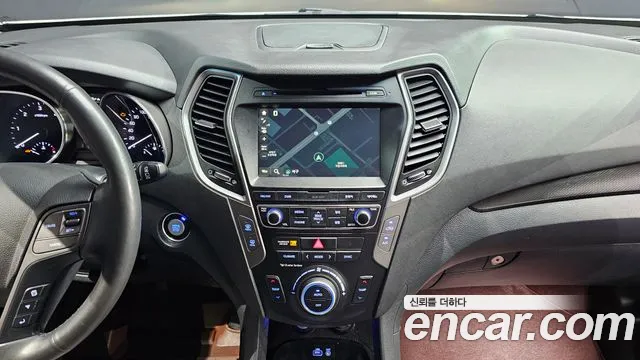 Hyundai Santafe 2016 thumb 12