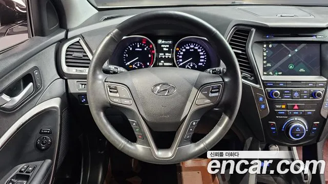 Hyundai Santafe 2016 thumb 3