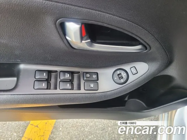 Kia Morning 2011 thumb 7