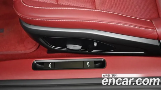 Porsche 911 2024 thumb 8