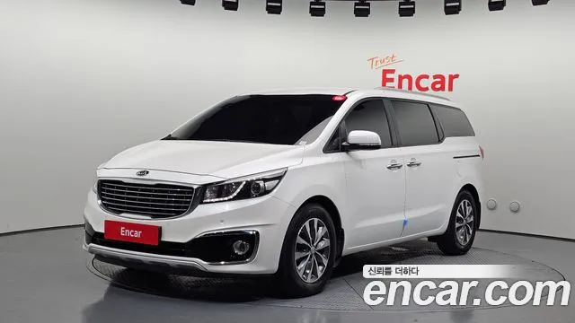 Kia Carnival 2016 thumb 9