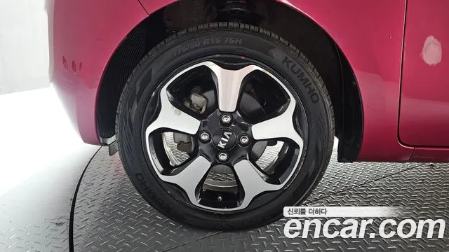Kia Ray 2014 thumb 11