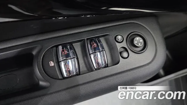 Mini Clubman 2016 thumb 8