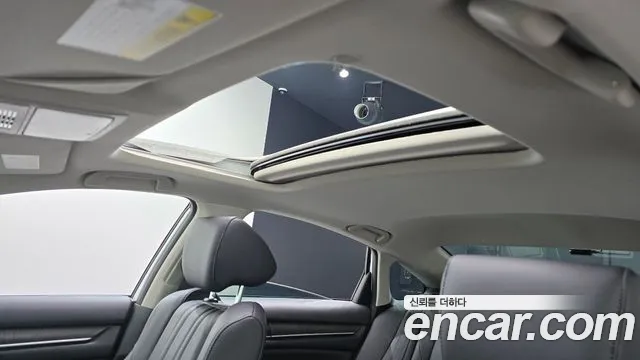 Honda Accord 2022 thumb 3