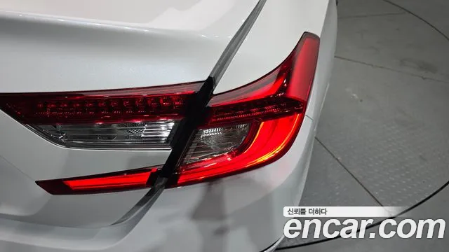 Honda Accord 2022 thumb 12