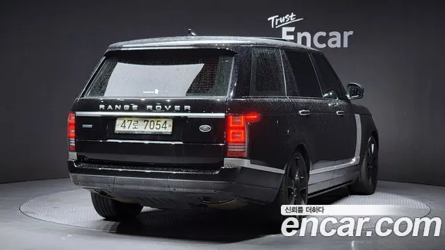 Land Rover Range Rover 2017 thumb 11