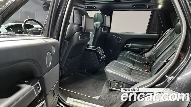 Land Rover Range Rover 2017 thumb 6