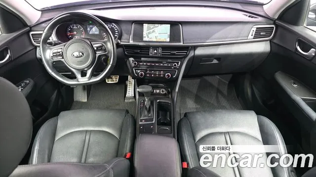 Kia K5 2016 thumb 11