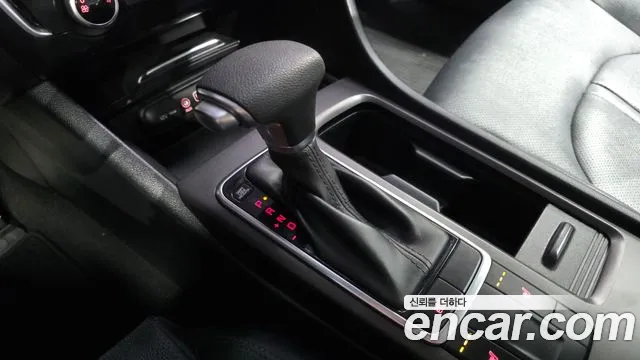 Kia K5 2016 thumb 12