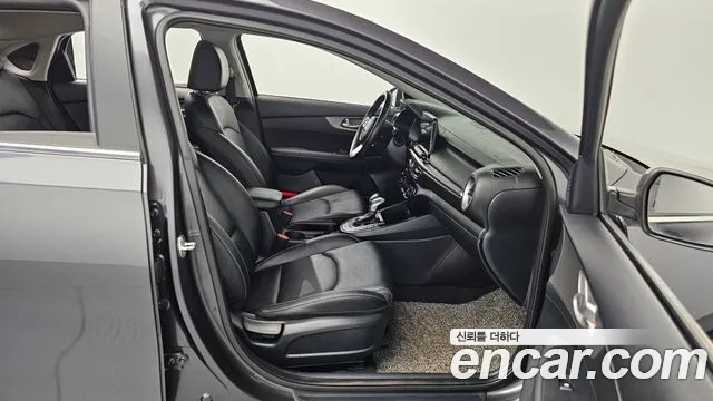 Kia K3 2019 thumb 4