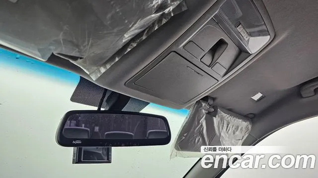 KGM Rexton 2018 thumb 3
