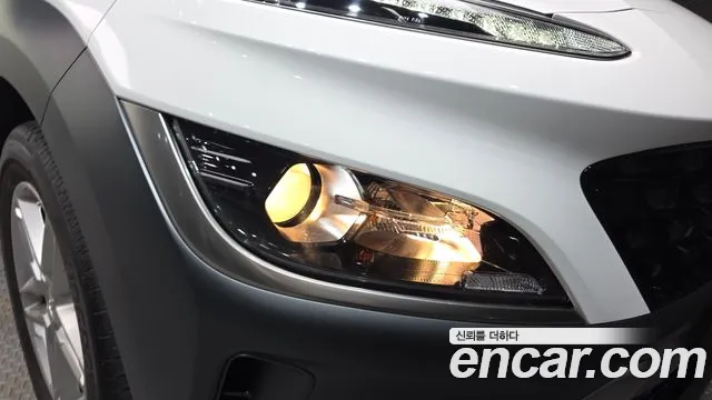 Hyundai Kona 2021 thumb 6
