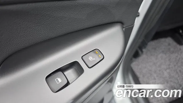 Hyundai Kona 2021 thumb 2