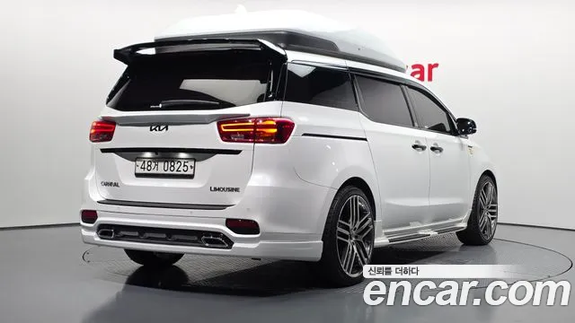 Kia Carnival 2016 thumb 11