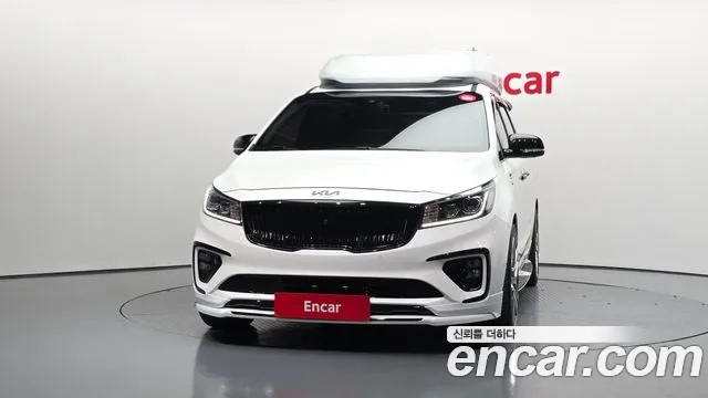 Kia Carnival 2016 thumb 2