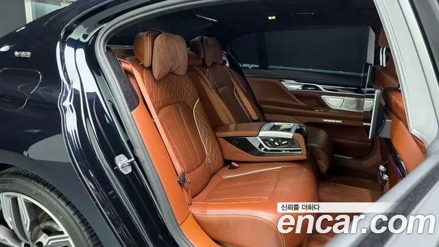 BMW 7 серии 2018 thumb 4