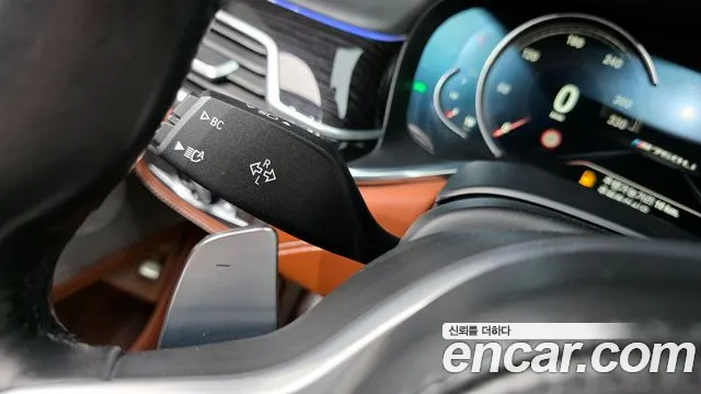 BMW 7 серии 2018 thumb 10