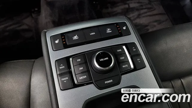 Genesis G80 2018 thumb 12