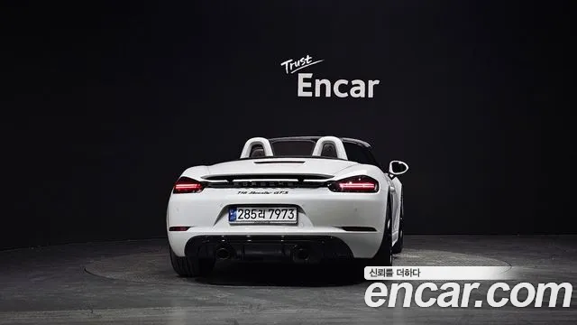 Porsche 718 Boxster 2023 thumb 6