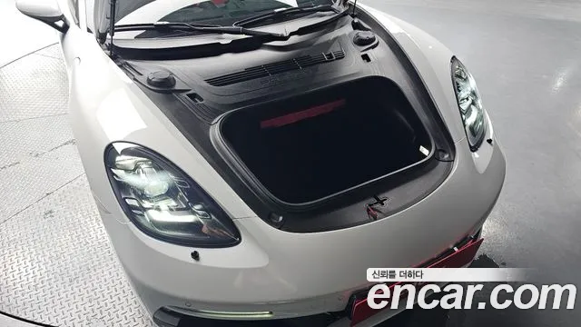 Porsche 718 Boxster 2023 thumb 5