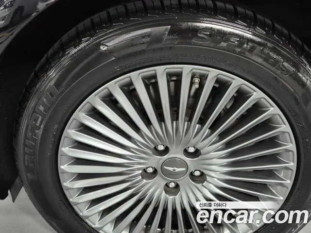 Genesis G90 2020 thumb 11