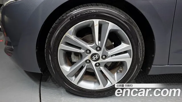 Hyundai Avante 2016 thumb 10