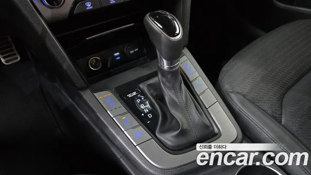 Hyundai Avante 2016 thumb 5