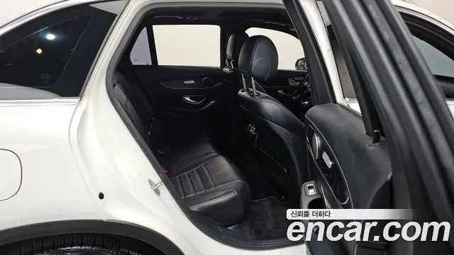 Mercedes-Benz GLC 2016 thumb 3