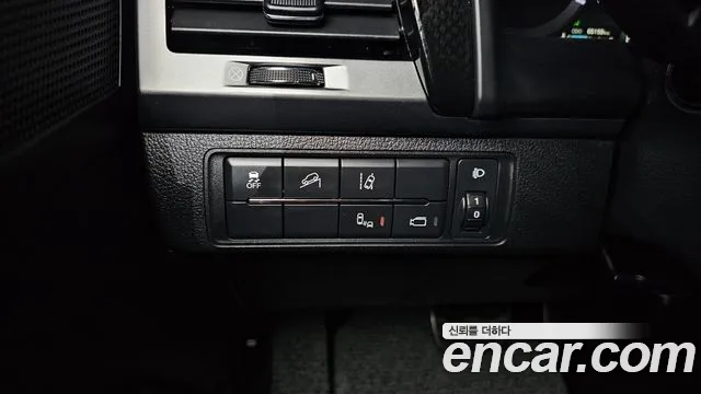 KGM Rexton 2021 thumb 2