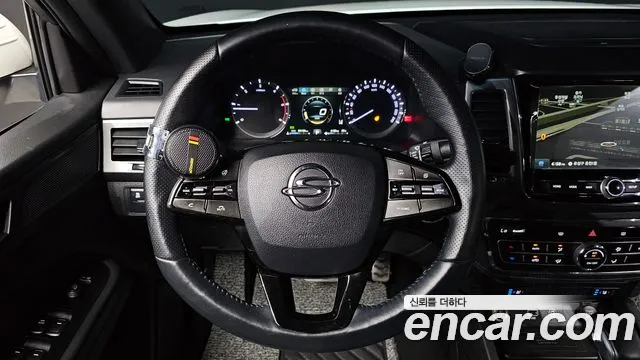 KGM Rexton 2021 thumb 4