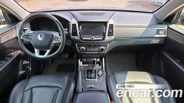 KGM Rexton 2018 thumb 4