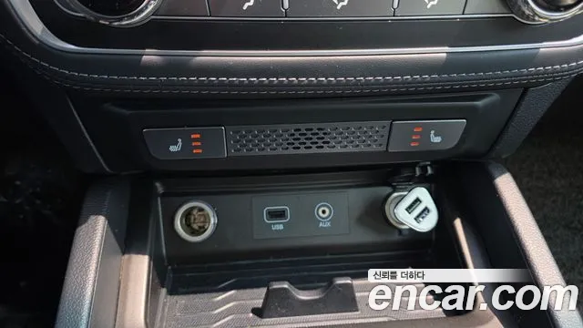 KGM Rexton 2018 thumb 5