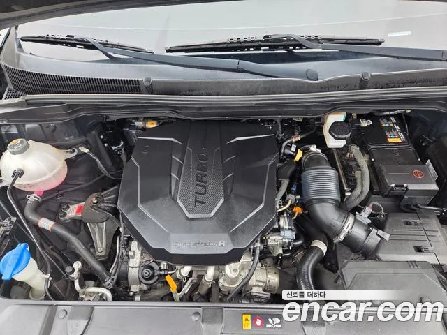 Kia Carnival 2021 thumb 6
