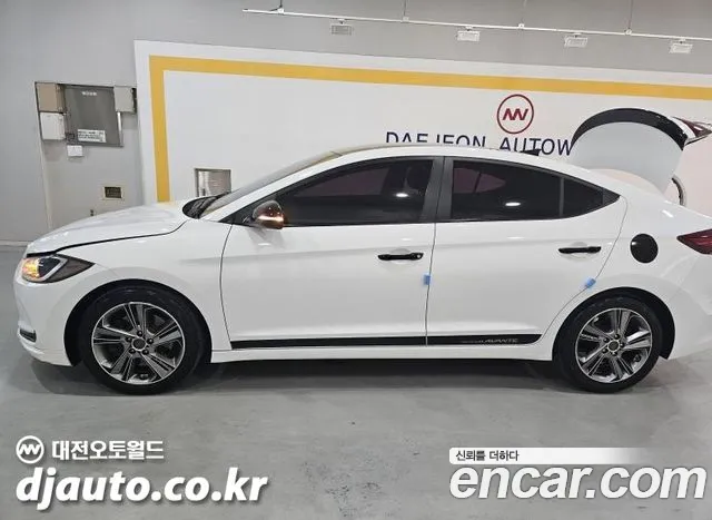 Hyundai Avante 2018 thumb 2