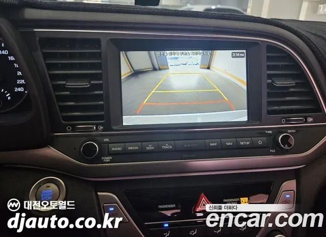 Hyundai Avante 2018 thumb 8